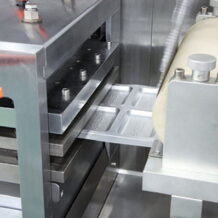 Máy Ép Vỉ Thuốc Tự Động 4 Vỉ 220GP 7 cau tao may 220gp chac chan