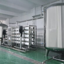 day chuyen san xuat nuoc ep co dac co kha nang tu dieu chinh thong minh