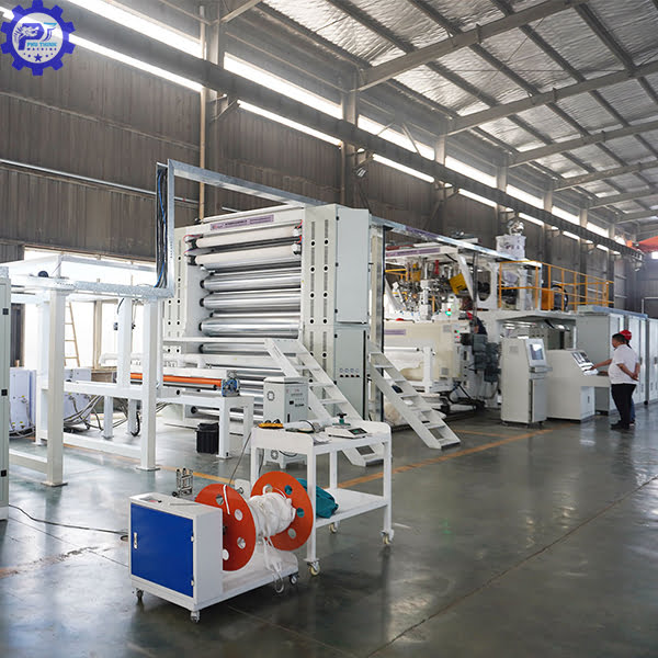 Dây Chuyền Sản Xuất Hộp Giấy 1 dây chuyền sản xuất hộp giấy