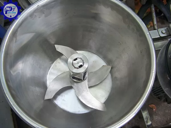 Máy Xay Giò Chả 20kg Có Biến Tần 20 coi xay gio cha rong rai